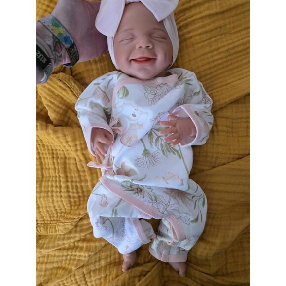 🆕17inch Realistic Full Body Silicone Close Eyes Newborn Mia-ivory White Girl - Picture 2 of 10